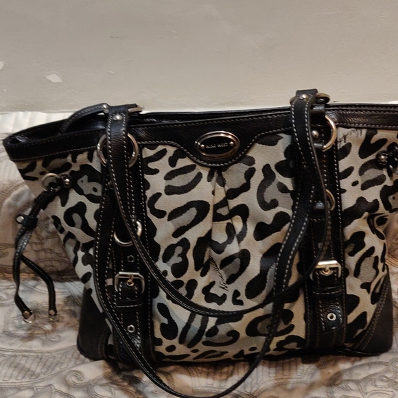 🖤Nine West 🤍 Bag🖤 - Picture 3 of 6